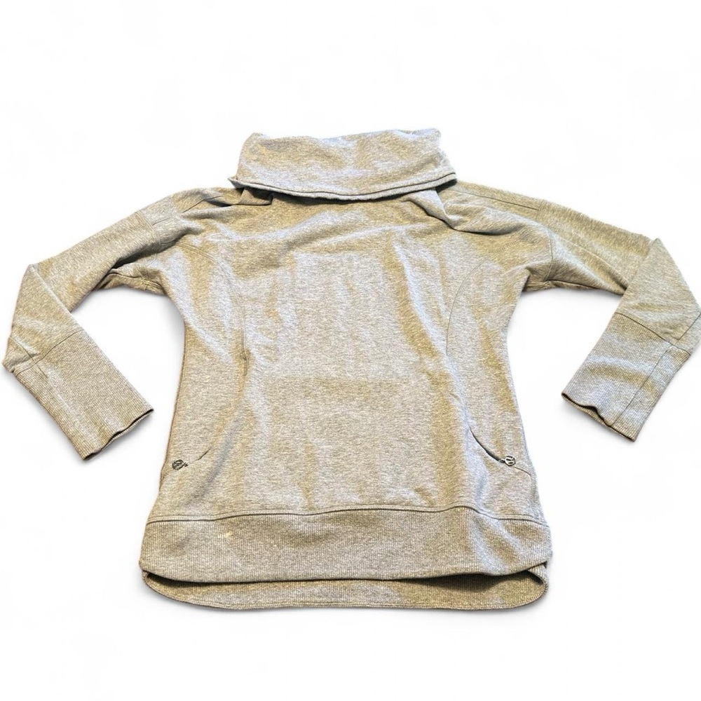 Lululemon Women’s Long Sleeve Turtleneck Pullover‎ Sweater Light Gray Size 6